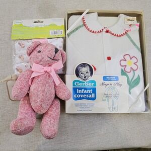 Gerber Baby Sleep n Play Coverall & Hallmark‎ Teddy Bear & Disney Washcloths Set